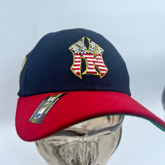 New York Yankees Hat Cap Fitted Adult Med/L Blue Red MLB Baseball New Era Mens - Picture 3 of 14